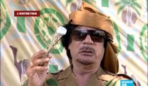 Entretien avec Mouammar Kadhafi, guide de la révolution Libyenne