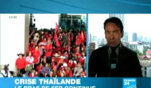 Face-à-face tendu entre les "chemises rouges" et les forces de l'ordre à Bangkok
