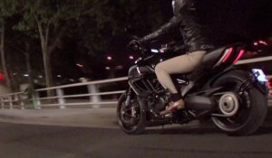 Video Ducati Diavel : le muscle-bike italien impose sa loi ! La machinaction ?