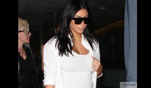 Exclu Vidéo : Kim Kardashian : de retour à L.A., son ventre ne cesse de s'arrondir !
