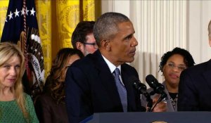 Obama souligne "l'urgence" d'agir sur les armes à feu