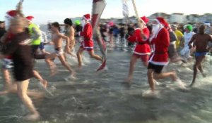 "Bain des givrés": 500 personnes se jettent dans la mer du Nord