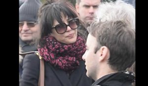Exclu Vidéo : Sophie Marceau : En larmes aux funérailles de son ex-mari Andrzej Zulawski