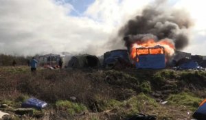 Incendie rapidement circonscrit dans la "jungle" de Calais