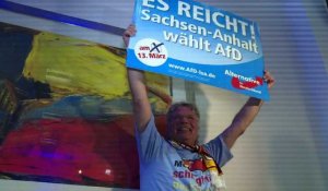 Allemagne: percée de la droite populiste, Merkel sous pression