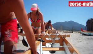 Plages de Corse : eau turquoise, surf et pirogue hawaïenne à Capo di Feno