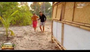 Moundir & les apprentis aventuriers : Rémi et Julien deviennent fou en essayant d'attraper une poule (vidéo)