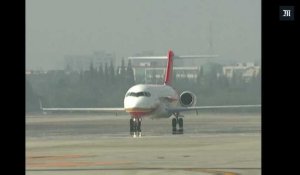 Le premier avion de ligne "made in China" prend son envol