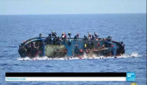Crise des migrants en Europe : un bateau surpeuplé chavire au large de la Libye
