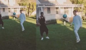 Justin Bieber joue au foot avec son fan... Neymar