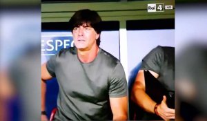 Joachim Löw a des problèmes avec l'hygiène (et la classe)