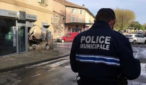 Vidéo - Pernes : l'attaque du Credit Lyonnais au camion bélier