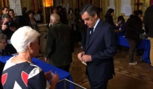 Présidentielle: François Fillon a voté à Paris