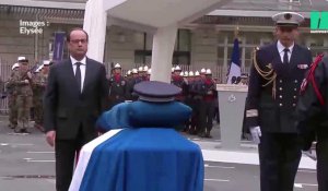 L'hommage de Hollande à Xavier Jugelé: "La France a perdu l'un de ses fils"
