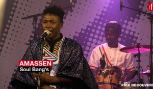 Soul Bang's interprète "Amassen" à La Place