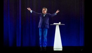 Mélenchon dans six villes en simultané grâce à ses hologrammes