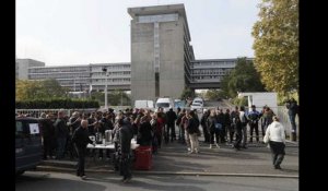 Les policiers mobilisés après l'attaque d'un collègue dans l'Essonne