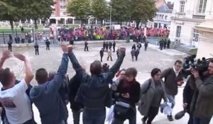 A Amiens, des milliers de personnes pour soutenir les ex-salariés de Goodyear