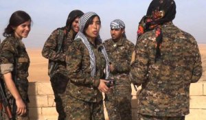 A Raqa, les combattantes kurdes se battent pour les femmes