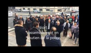 Rassemblement pour la police à Niort