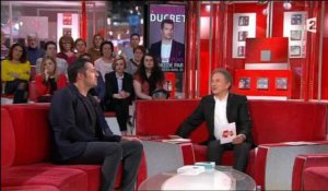 Arnaud Ducret parle avec émotion de sa maman