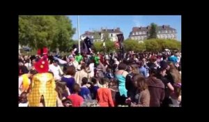 Costumes et déguisements, le carnaval des enfants c'est parti dans les rues de Nantes.