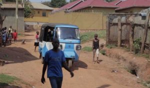 En Ouganda, des touk touks pour l'éducation sexuelle