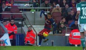 Le contrôle génial de Neymar !