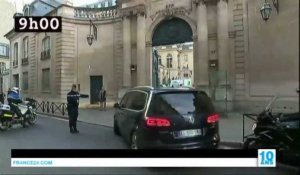 Manuel Valls démissionne, Hollande nomme de nouveaux ministres