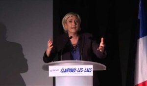 Dans le Jura, Marine Le Pen s'en prend à ses concurrents