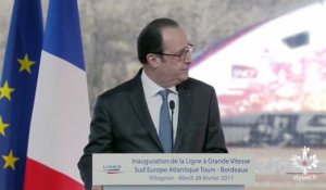 Un coup de feu accidentel pendant le discours d'Hollande fait deux blessés en Charente