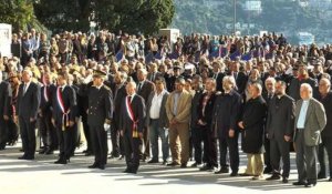 Minute de silence à Nice en hommage aux victimes des attentats de Paris