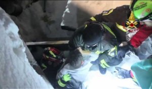 Italie: tous les enfants sauvés des décombres de l'hôtel dévasté