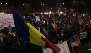 Roumanie : la rue maintient la pression