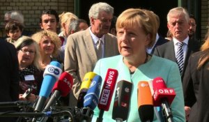 Merkel visite un centre d'accueil pour migrants à Berlin