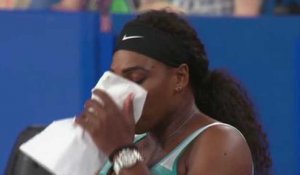 Serena Williams demande un café en plein match