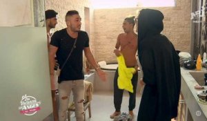 Les Vacances des Anges : Vivian se clash avec Amélie - ZAPPING PEOPLE DU 29/09/2015