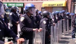 Couvre-feu à Baltimore : le face-à-face entre policiers et manifestants