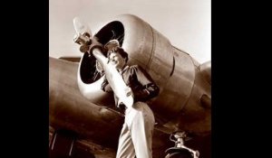 Images inédites de l'aviatrice américaine Amelia EarHart, disparue en mer en 1937