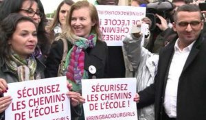 Marche de soutien à Paris aux lycéennes nigériannes enlevées