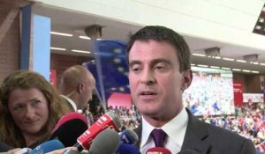 Manuel Valls en meeting à Barcelone