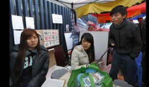 Hongkong : trois étudiants débutent une grève de la faim