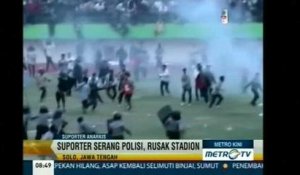 Un match de foot dégénère en bagarre générale en Indonésie