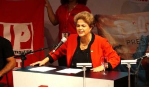 Brésil: Rousseff accuse l'opposition de vouloir "un coup d'Etat"