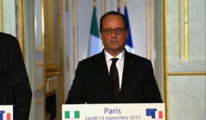 Hollande juge "nécessaires" des frappes françaises en Syrie