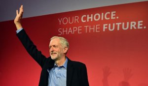 Jeremy Corbyn, un "has been" de la gauche radicale, prend la tête du Labour