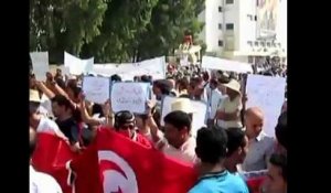 Des milliers de personnes dans les rues à Sidi Bouzid
