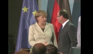 Grèce et croissance au menu pour Hollande et Merkel