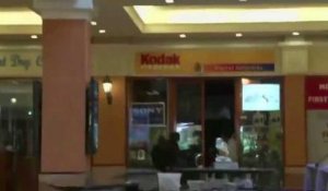 Fusillade à Nairobi : les images filmées à l'intérieur du centre commercial