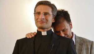 Un prêtre révèle son homosexualité la veille du synode sur la famille
